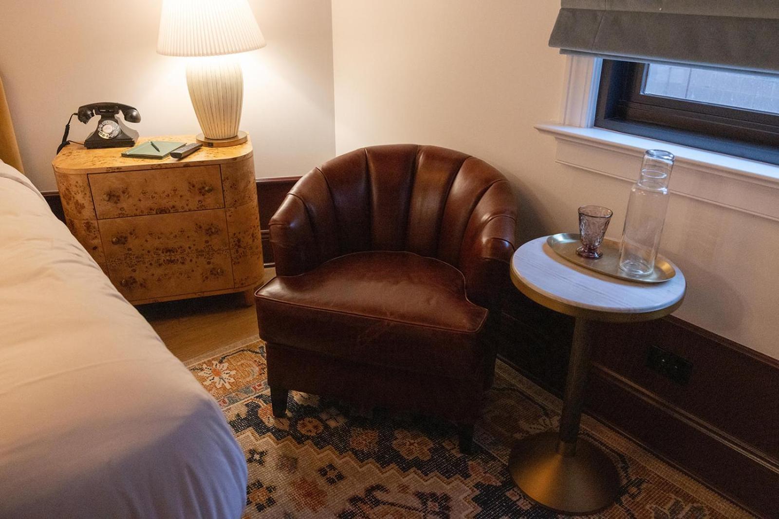 Fidelity Hotel Кливленд Экстерьер фото