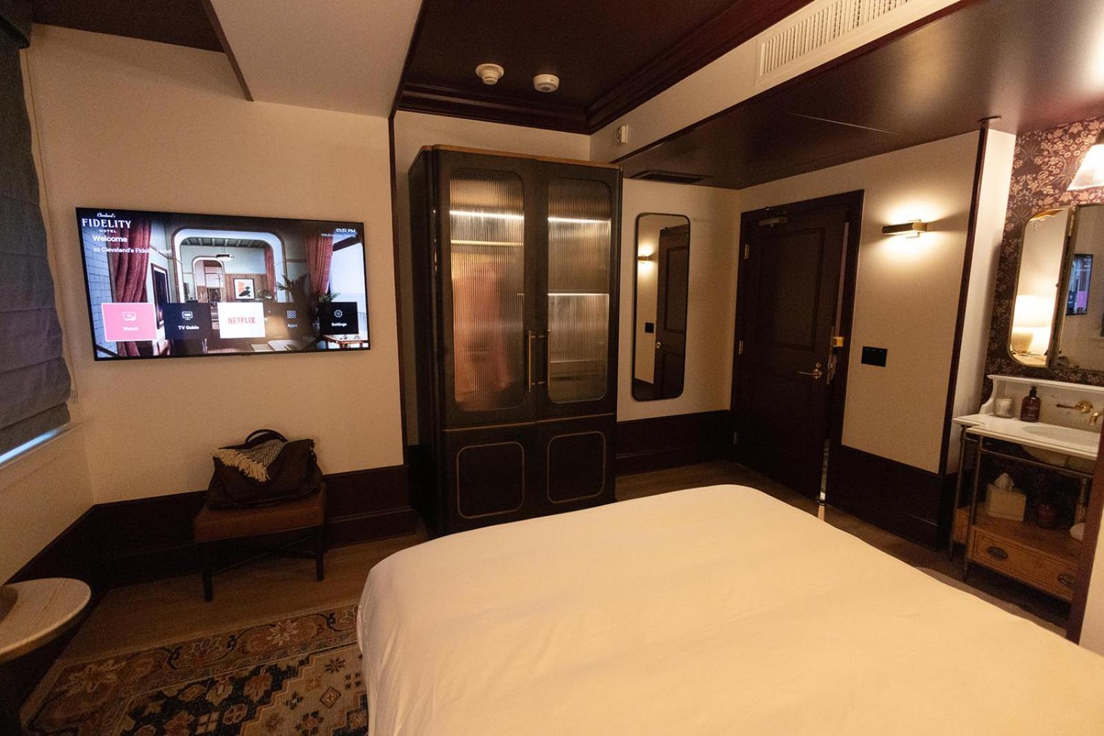 Fidelity Hotel Кливленд Экстерьер фото