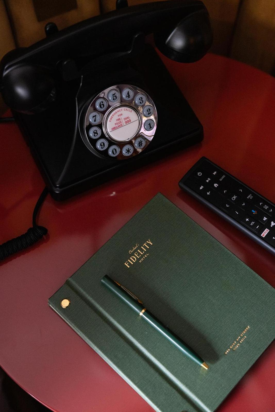 Fidelity Hotel Кливленд Экстерьер фото